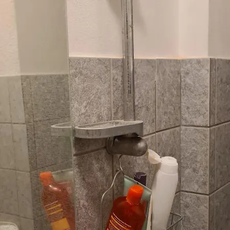 Kakh Privatunterkunft *